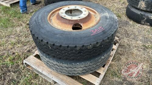 USED 11R24.5 Semi Tire on Steel Rim