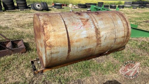 Approx 500-Gal Metal Tank on Skid