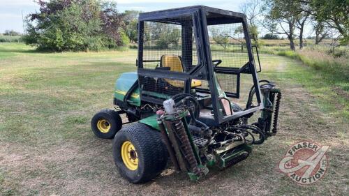 JD 3215B Fairway/golf course mower