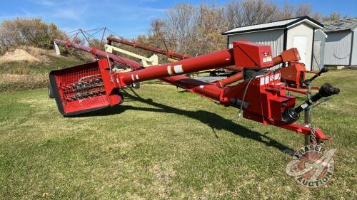 Farm King 1070 pto swing hopper auger, S/N Y10701700104