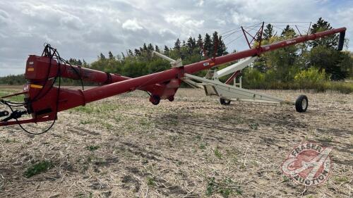 13” x 70’, buhler/Farm King 1370 pto swing hopper auger