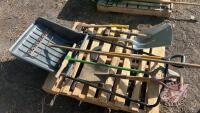 Pallet lot of yard tools