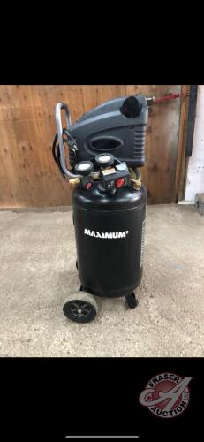 Maximum 15 gallon upright electric compressor: 120v 15 A 200 psi