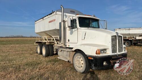 1993 Kenworth t/a Tender truck, 322,139 showing, VIN: 2XKBD59X0PM929391, SAFETIED, Owner: C.T. Wilson Farms, Seller: Fraser Auction ______________________