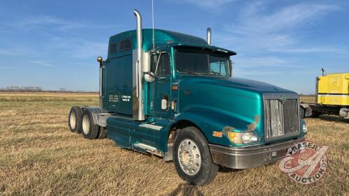 2000 IH Eagle 9400 t/a highway tractor, 438,839 showing, SAFETIED, VIN: 2HSFHAER1YC035979, Owner: C.T. Wilson Farms, Seller: Fraser Auction ___________________