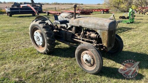 N Series Ford tractor, (Not running, Engine stuck)