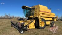 NH TX36 combine, S/N 8610050