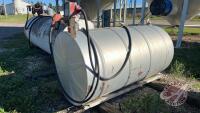 Approx 500 gal Westeel fuel tank w/GPI 115V pump and Fill Rite meter