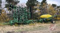 JD 1820 Air drill + JD 1900 air cart , Air drill S/N 695198, Air cart S/N 695292