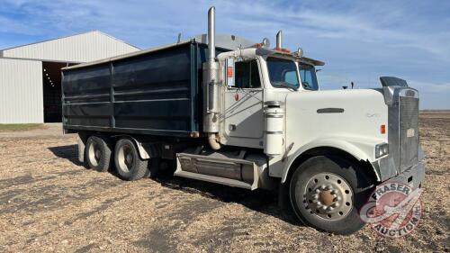 1987 Freightliner t/a grain truck, 382,096 showing, VIN: 2FUPYXYB7HV299249, Owner: Ede'n Wood Farm Ltd., Seller: Fraser Auction ____________________________