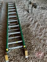 20' Fibreglass Extension Ladder, K31