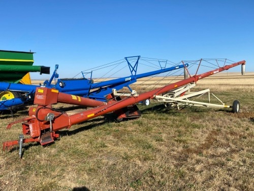 **Farm King 10"x70' PTO swing hopper auger