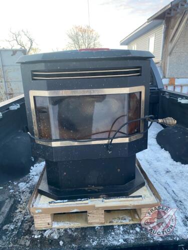 Whitfield 35000 BTU pellet stove, K99