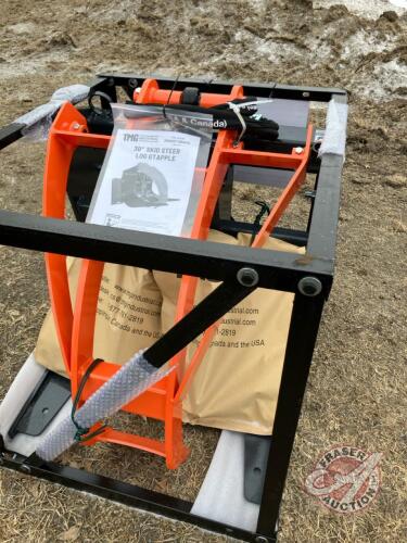 StanForge TMG-SLG30 30&rdquo; Skid Steer Log Grapple Attachment, K124