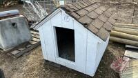4&rsquo;x4&rsquo; dog house