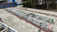 24&rsquo; Eagle Aluminum extension ladder
