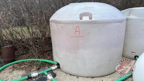 Approx 1250-gal white poly tank (A)