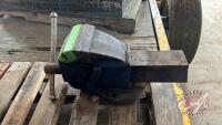 5" bench vice, F115