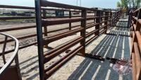 30' New 5 bar free standing corral panel, F56