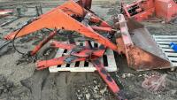 Case loader w/ 6' bucket, F213