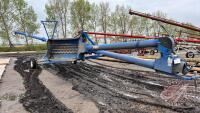 Brandt 1070 pto swing hopper auger, F165