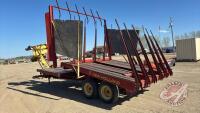 NH 1033 Stackliner sq bale wagon, S/N 6844, F37