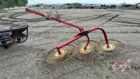 3pt 3 wheel rake, F44