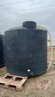 1750 gal black poly tank, (B), F81