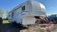 2004 28' Cherokee Cherokee Forest River 285K 5th wheel t/a camper, VIN: 4X4FCKD224P091773, F192, Owner: Bernard Dueck, Ruth A Dueck, Seller: Fraser Auction _________________________________ **Key + TOD - Office**
