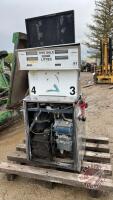 Dbl sided fuel bowser w/ pumps, (No hoses, no front panels), F146