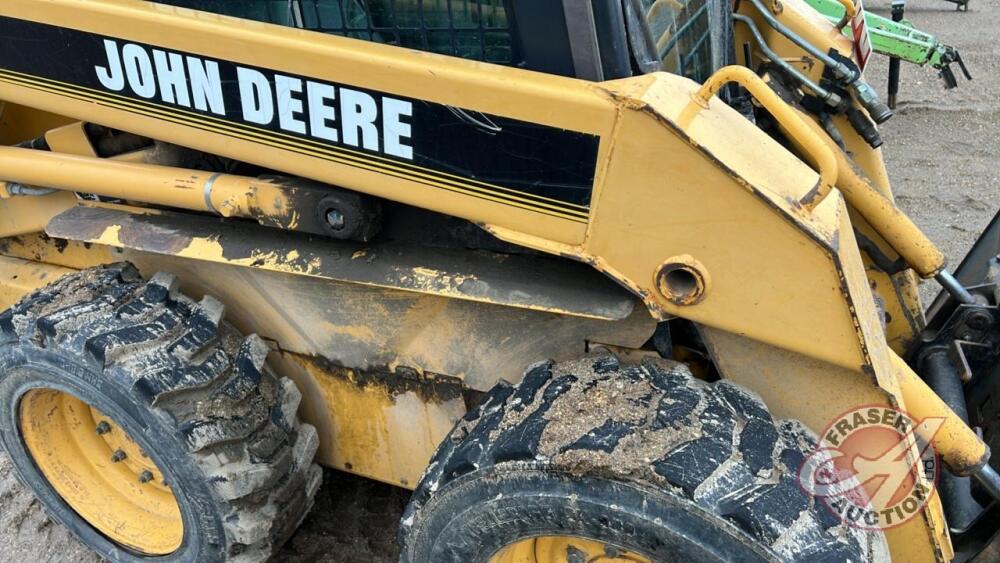 JD 7775 Skidsteer, S/N X040442, F127 **Key - Office**