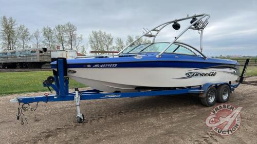 2005 23.2' Supreme sky wake boat w/ 2005 other Supreme Utility t/a trailer, VIN: 4FBBC232751013788, F105, Owner: Jason R Dougal, Seller: Fraser Auction ___________________________ **Key + TOD - Office**