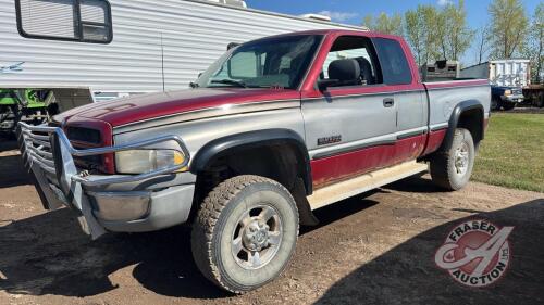 1998 Dodge Ram 2500 SLT Laramie, (B) REBUILT STATUS, 475,977 showing, VIN: 1B7KF23D8WJ149115, F118, Owner: Brendan E Fouillard, Seller: Fraser Auction __________________________________ **TOD +Key - Office**
