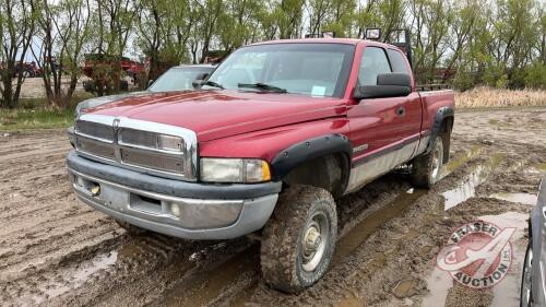 1998 Dodge Ram 2500 SLT Laramie 4x4 truck, (A) 561,745 showing, VIN: 1B7KF23D2WJ143486, F118, Owner: Brendan E Fouillard, Seller: Fraser Auction _________________________________ **Key + TOD - Office**