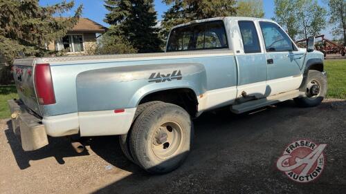 1991 GMC 3500 4x4 dually SLX Sierra ext cab, 261,477 showing, VIN: 2GTHK39K2M1519712, F218, Owner: Brian C Prysiazniuk, Seller: Fraser Auction _________________________________ **Key + TOD - Office**