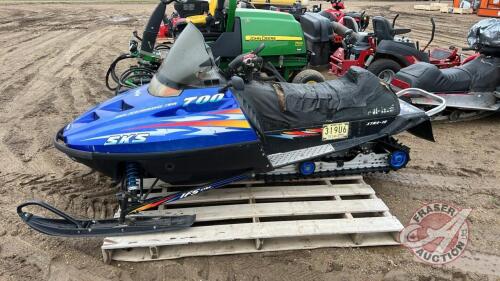 Polaris 700 SKS snowmobile, (NO TOD), F103 **Key - Office**