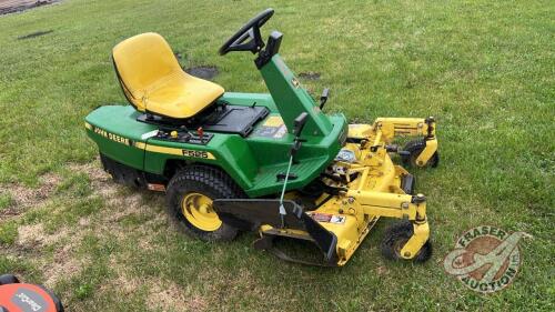 JD F525 front deck mower, S/N M0F525A130946, (A), F116 **Key - Office**
