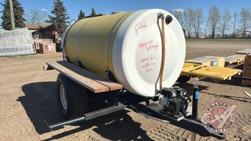 Approx 650 gal fibreglass tank w/ 79cc Powerfist 1" water pump, F42