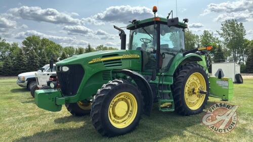 JD 7820 MFWD tractor, S/N RW7820A016343
