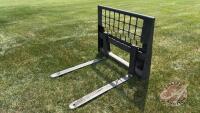 Bobcat 42&rdquo; high back quick attach pallet forks