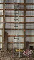 Approx 20&rsquo; Aluminum extension ladder