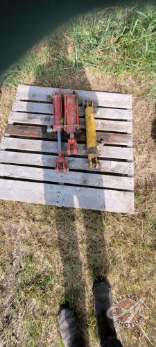 (3) assorted hyd cylinders