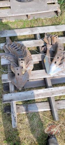 pallet of (33) slightly used 10" shovels