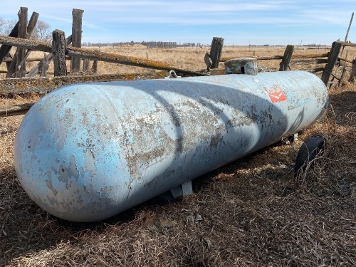 *1000-gal propane tank