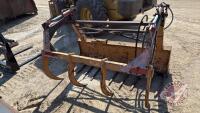 6' Skid steer mount manure fork w/ grapple H126