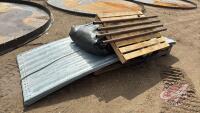 Temporary grain ring with tarp, H99