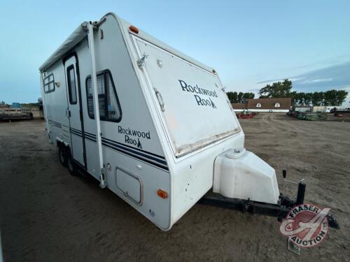 1999 19' Rockwood tandem axle camper trailer H48 VIN# 4X4TRLW25XD064769 Owner: Lonnie D Studer, Seller: Fraser Auction Service Ltd ________________________________________ ***KEY& TOD***
