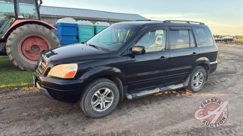 2004 Honda Pilot EX-L SUV H169 247,248 showing, VIN#2HKYF18594H002345 Owners: Glenda Wollman - Sheldon P Wollman Seller: Fraser Auction Service Ltd ___________________________________________ ***TOD & KEYS***