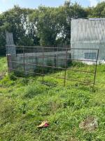 13'.6"x5' gate