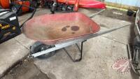 True temper wheelbarrow (red)